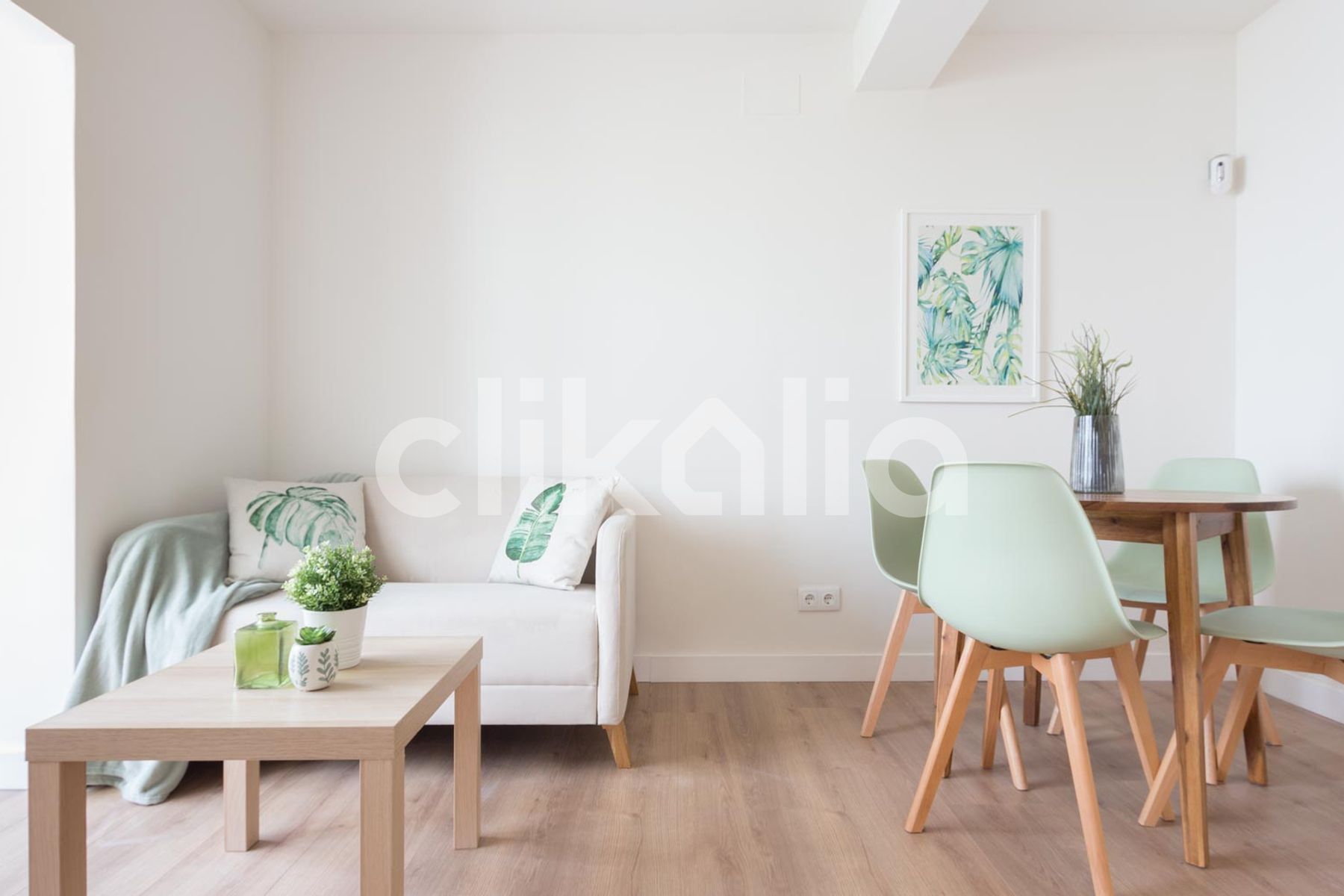 Living room of Flat for sale in  Sevilla Capital  with Air Conditioner