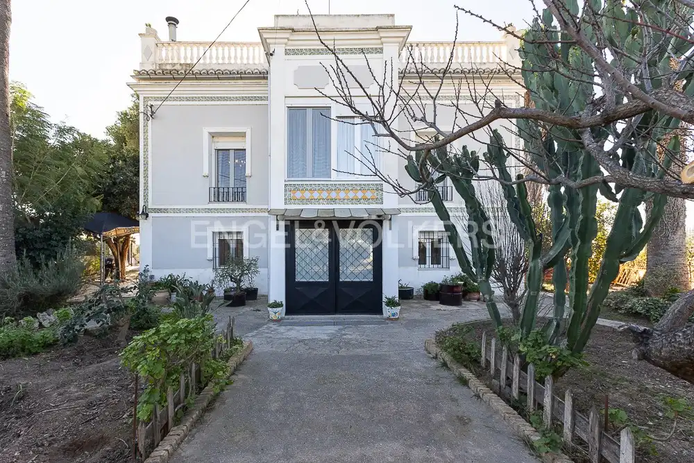 Vista exterior de Casa o chalet en venta en Paterna con Aire acondicionado, Calefacción y Jardín privado