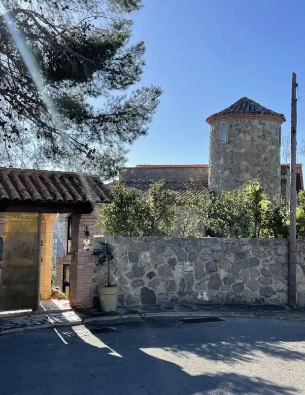 Vista exterior de Casa o chalet en venta en Gilet con Calefacción, Jardín privado y Terraza