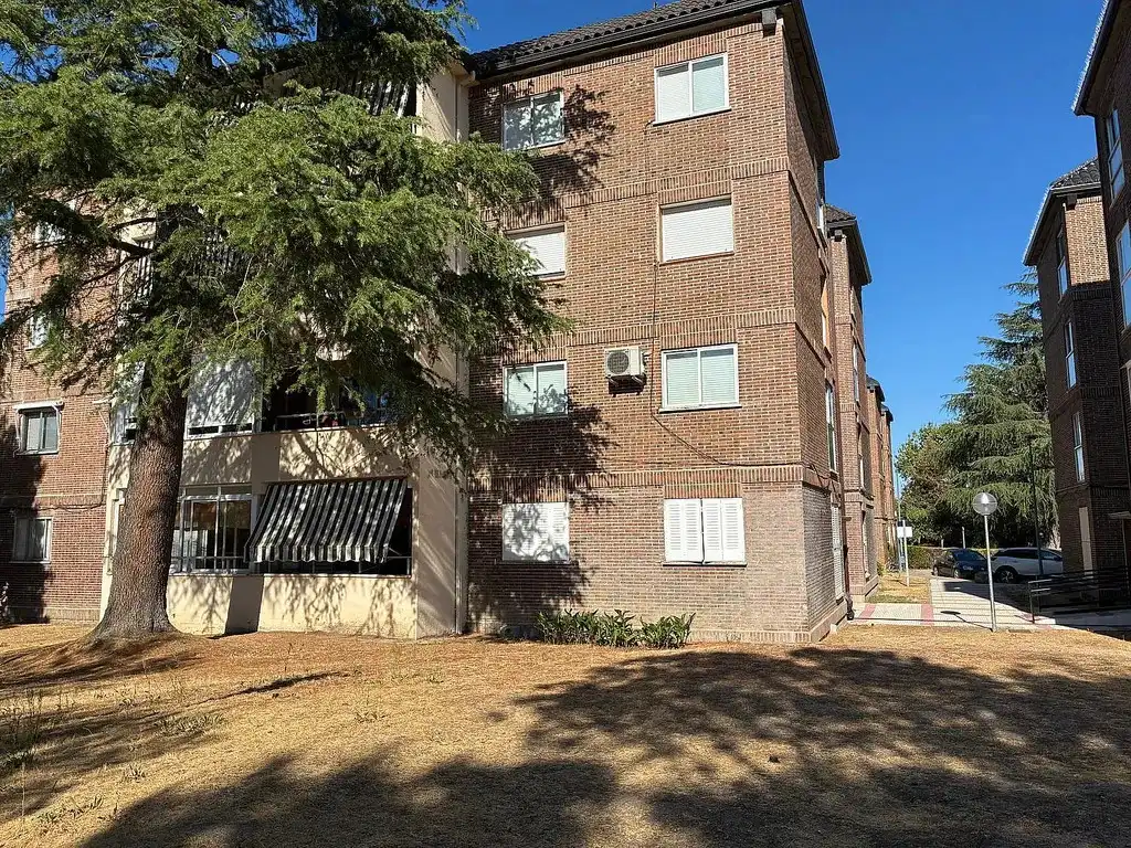 Exterior view of Ground floor for sale in Guadarrama  with Heating, Terrace and Community pool