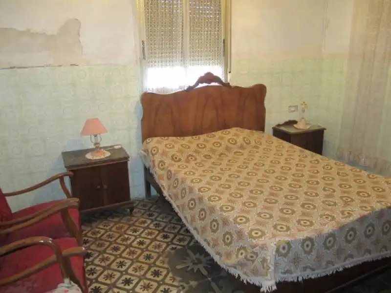 Habitación de Casa o chalet en venta en Novelda