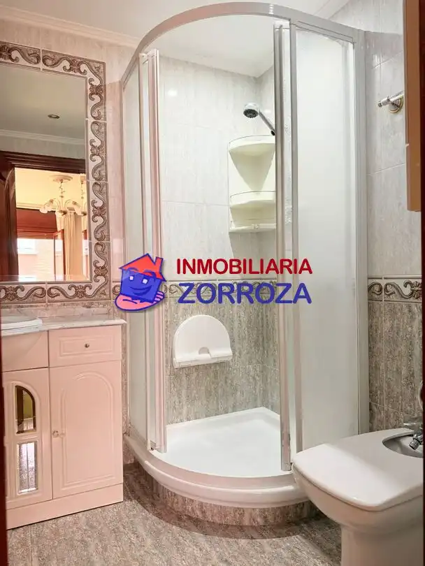 Bathroom of Flat for sale in Bilbao   with Heating, Storage room and Balcony