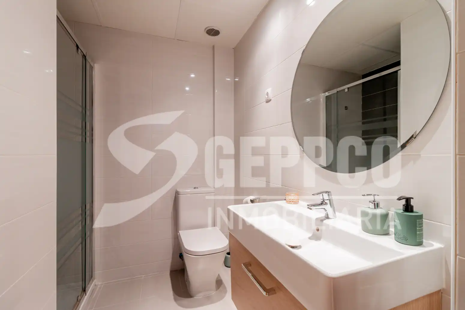 Baño de Casa adosada en venta en Alcalá de Henares con Calefacción, Terraza y Piscina comunitaria