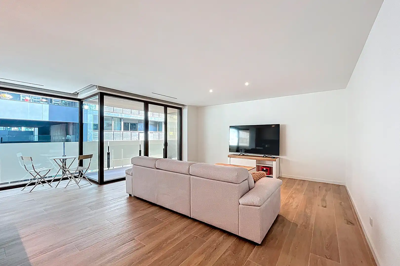 Sala de estar de Apartamento en venta en Escaldes – Engordany con Parquet y Terraza
