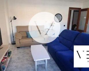 Living room of Flat to rent in Salamanca Capital  with Heating, Furnished and Oven