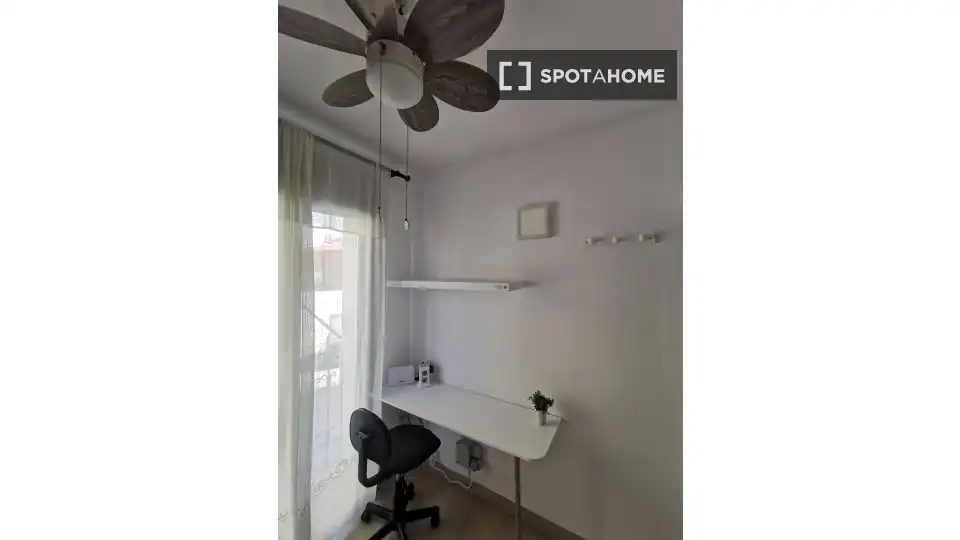 Flat with terrace to rent in Sant Martí, imagen 12