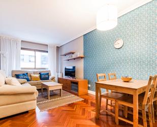 Living room of Flat for sale in  Madrid Capital  with Air Conditioner, Heating and Parquet flooring