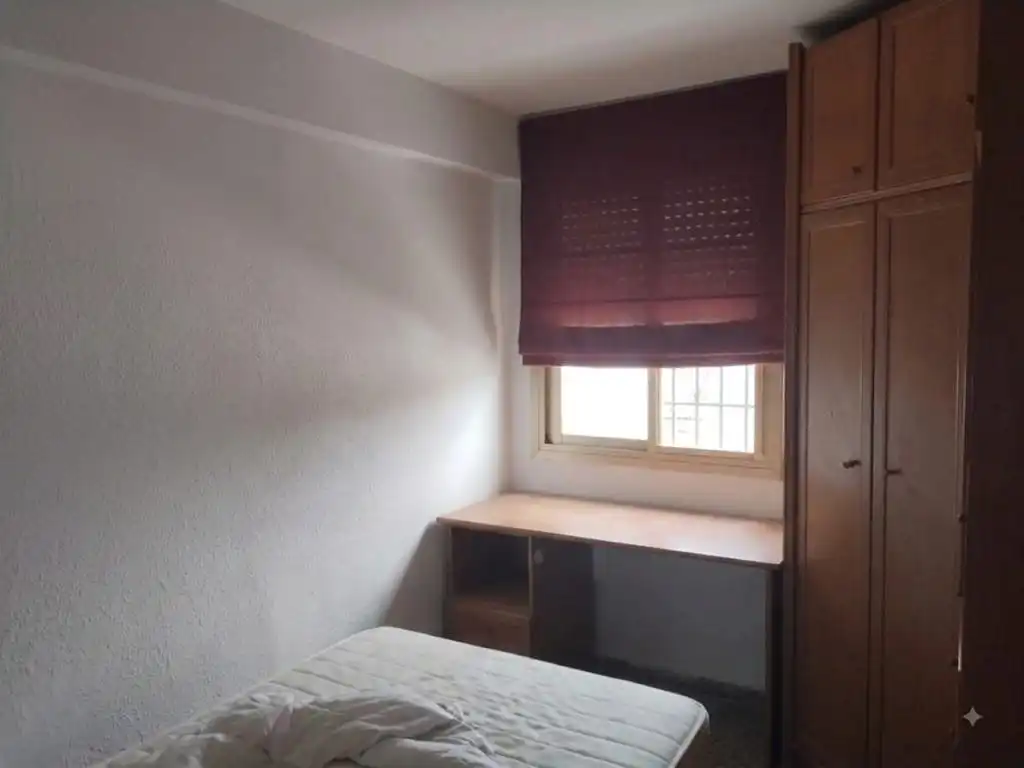 Habitación de Piso en venta en Valencia con Aire acondicionado, Jardín privado y Amueblado