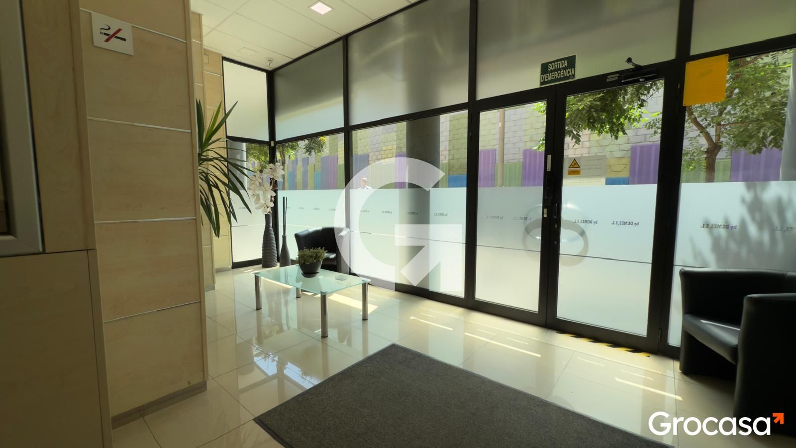 Office for sale in  Barcelona Capital  with Heating