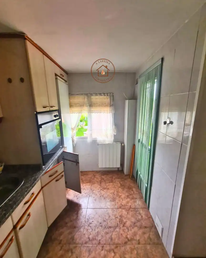Cocina de Casa o chalet en venta en Monforte de Lemos con Calefacción, Jardín privado y Terraza