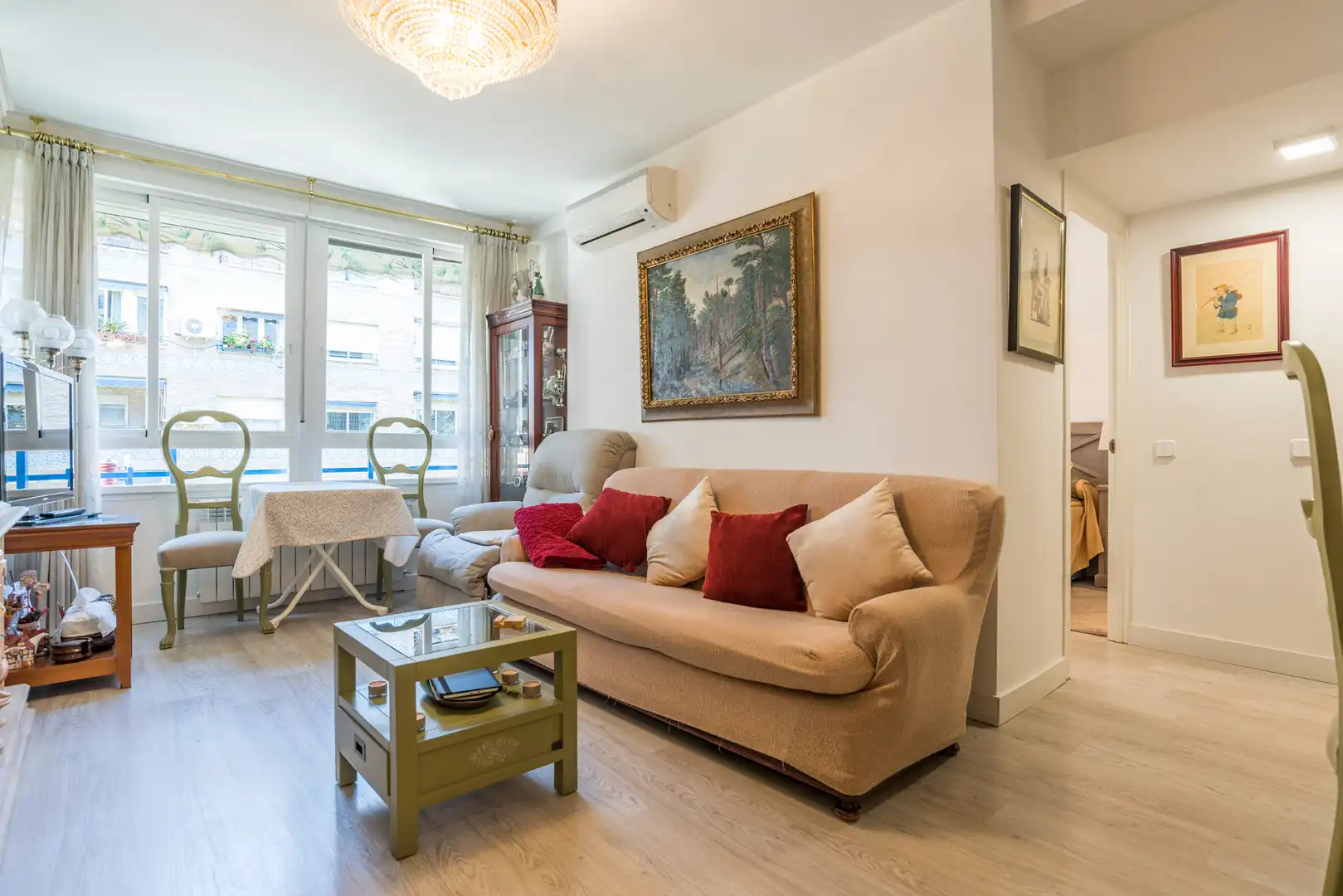 Sala de estar de Piso en venta en Madrid con Aire acondicionado, Calefacción y Piscina comunitaria