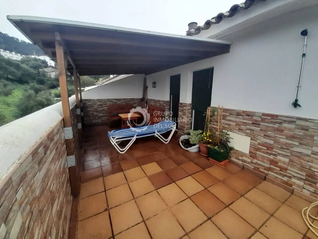 Terrassa de Casa o xalet en venda en Alcalá de los Gazules amb Terrassa, Moblat i Piscina comunitària