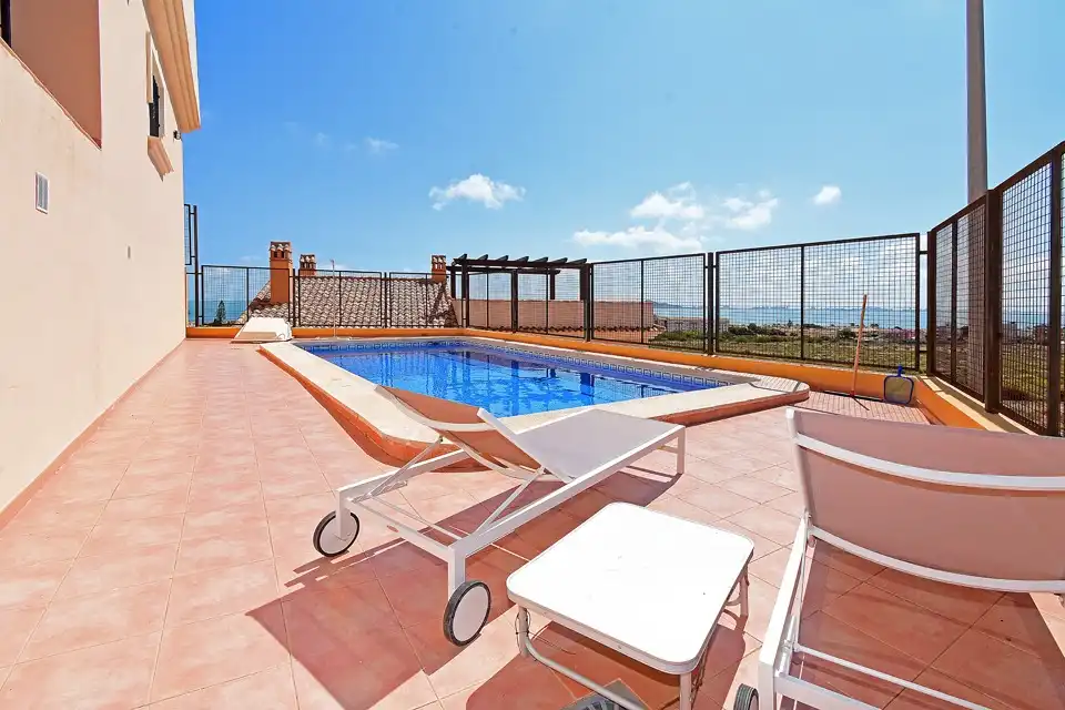 Swimming pool of Houses for rent in Cartagena  with Air Conditioner, Terrace and Swimming Pool
