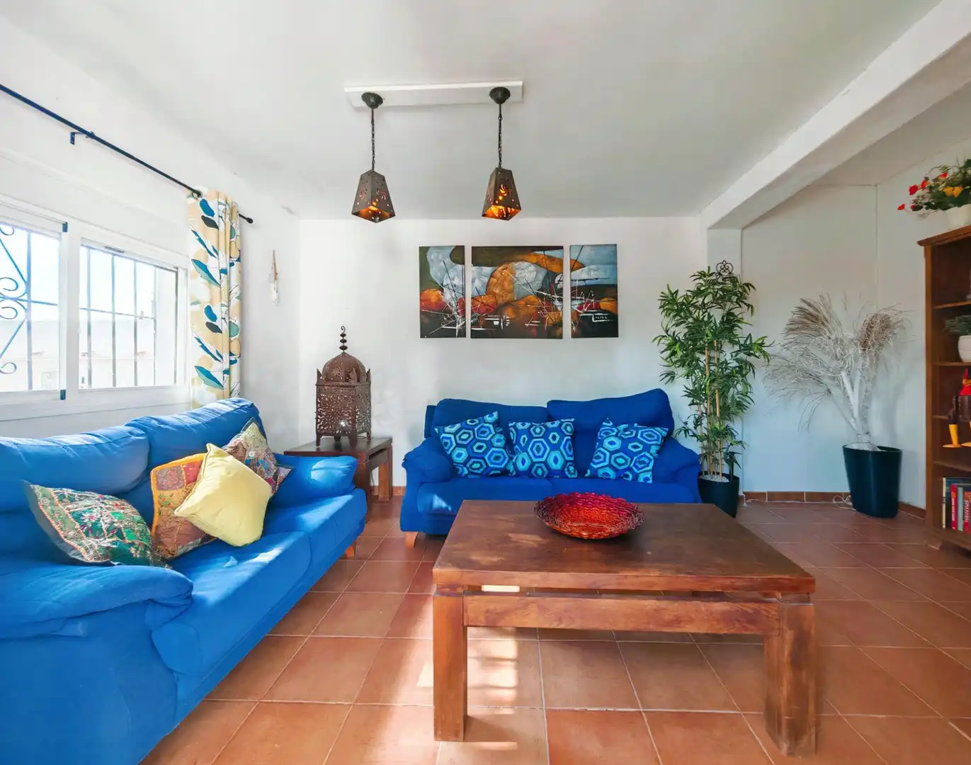Sala de estar de Casa o chalet en venta en Medina Sidonia con Jardín privado, Piscina y Amueblado