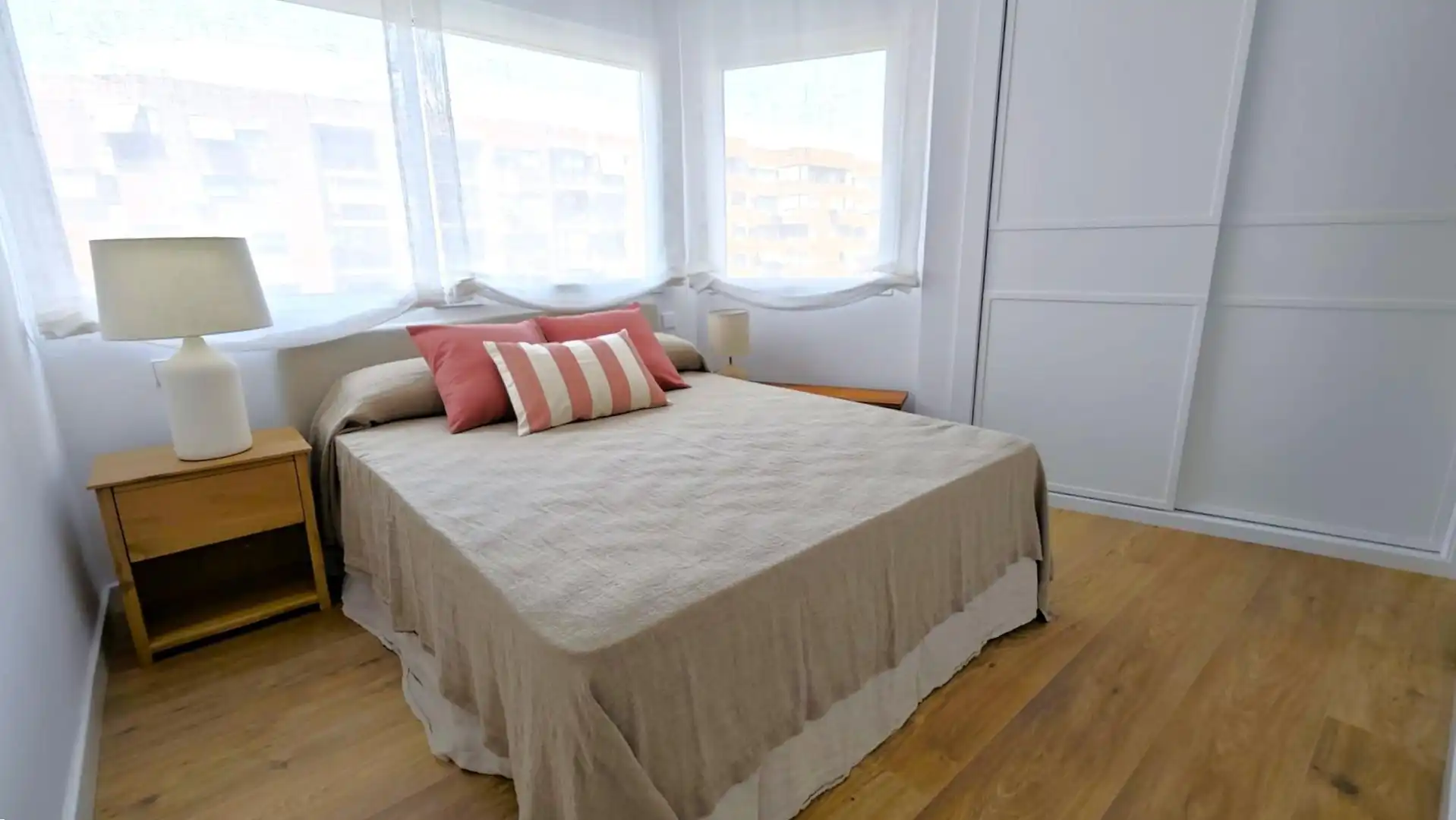Bedroom of Flat for rent in Alicante / Alacant  with Air Conditioner, Heating and Parquet flooring