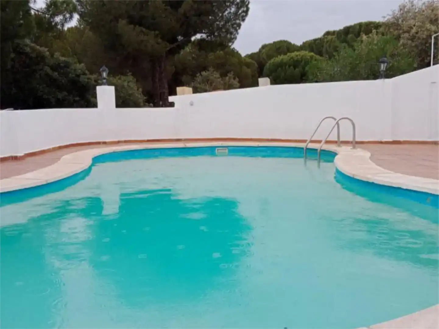 Schwimmbecken von Wohnung zur Miete in Andújar mit Klimaanlage, Privatgarten und Schwimmbad