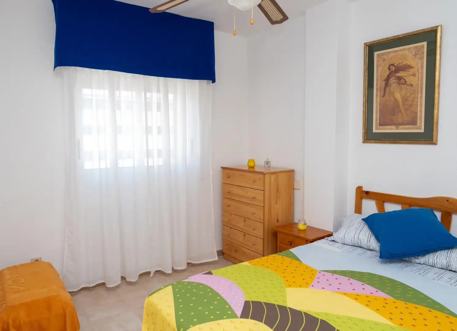 Habitación de Apartamento en venta en Torrevieja con Jardín privado, Amueblado y Piscina comunitaria