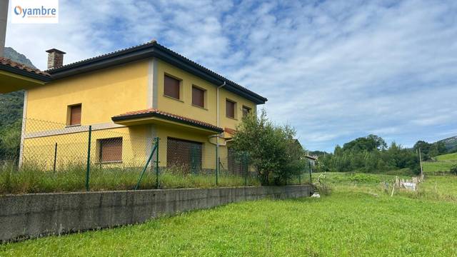 Edificio en Venta en  PEDREGUERAS en Ruesga