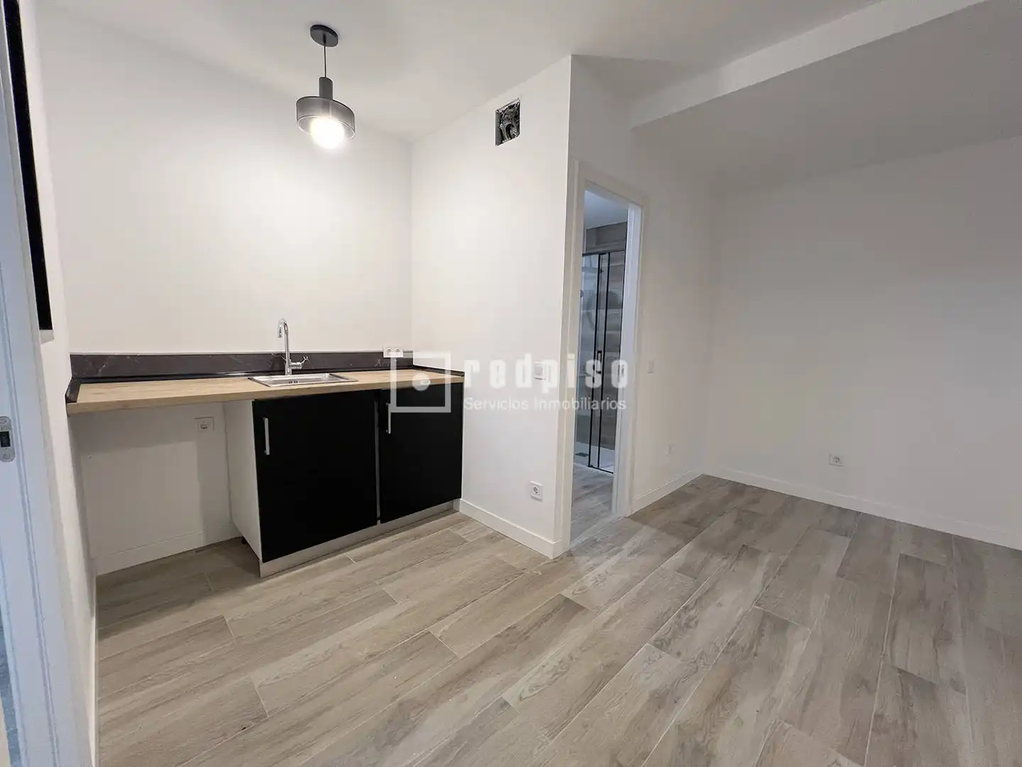 Habitación de Piso en venta en Madrid con Aire acondicionado, Calefacción y Alarma