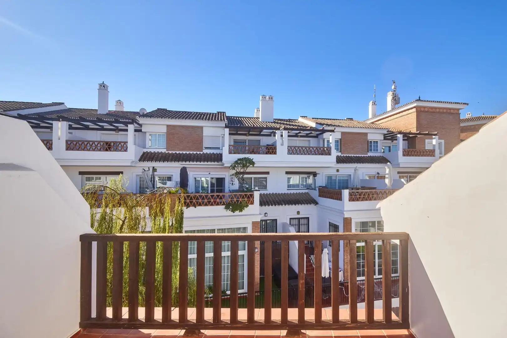 Casa adosada en venta en Buenavista - Lauro Golf