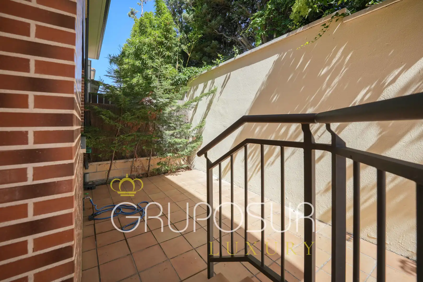 Jardí de Casa adosada en venda en Valladolid amb Aire condicionat, Calefacció i Jardí privat