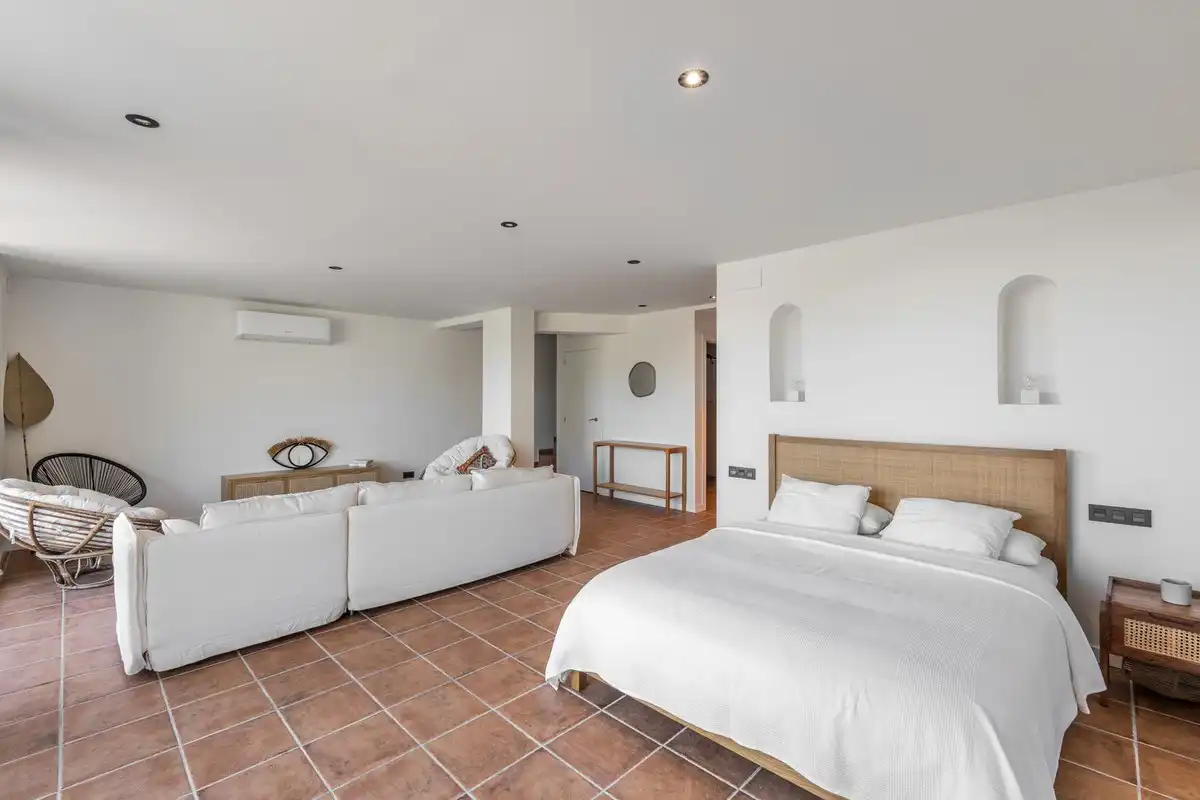 Bedroom of Houses for sale in Estepona  with Air Conditioner, Private garden and Terrace