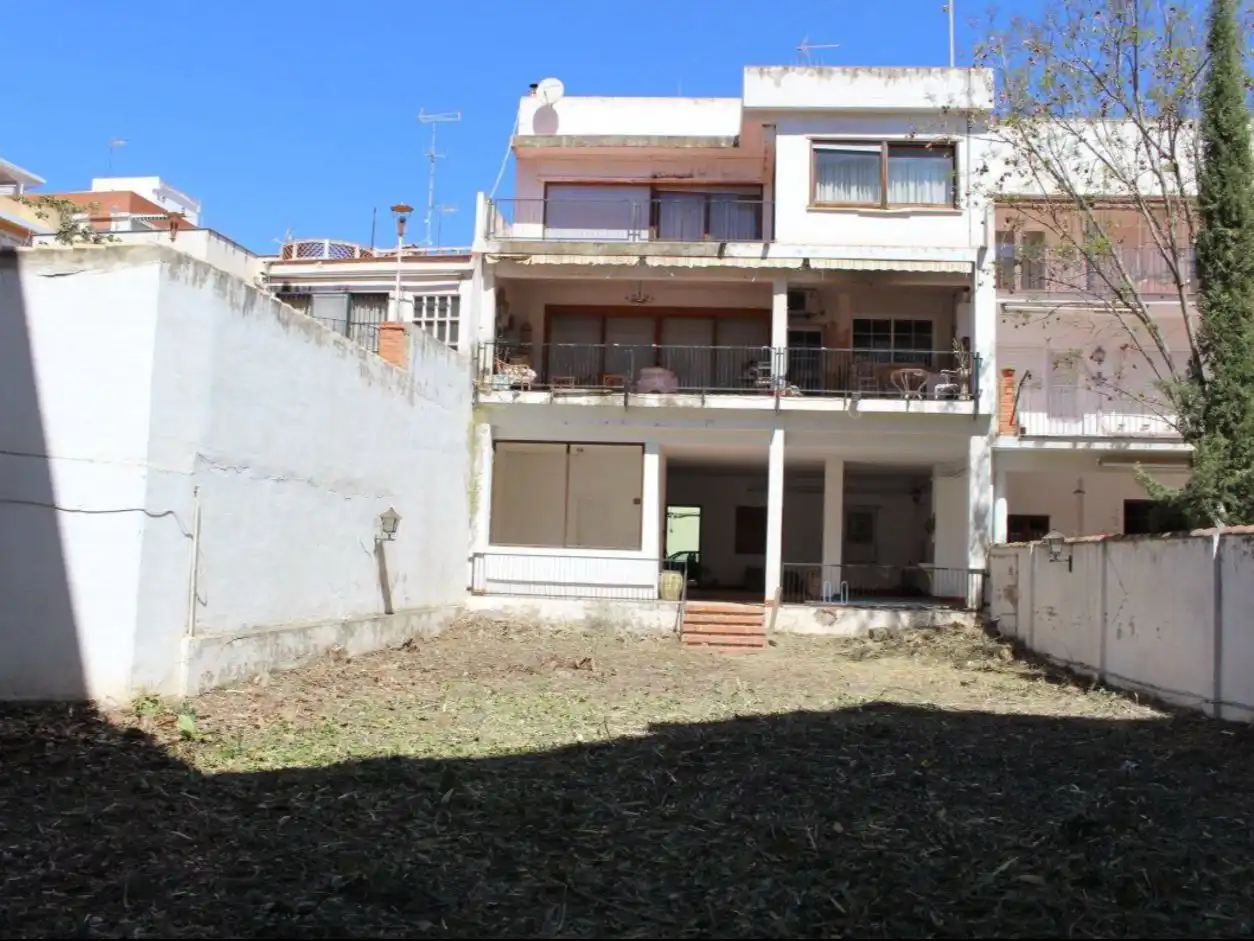 Local comercial en venda a Calle Clara Campoamor 9, imagen 4
