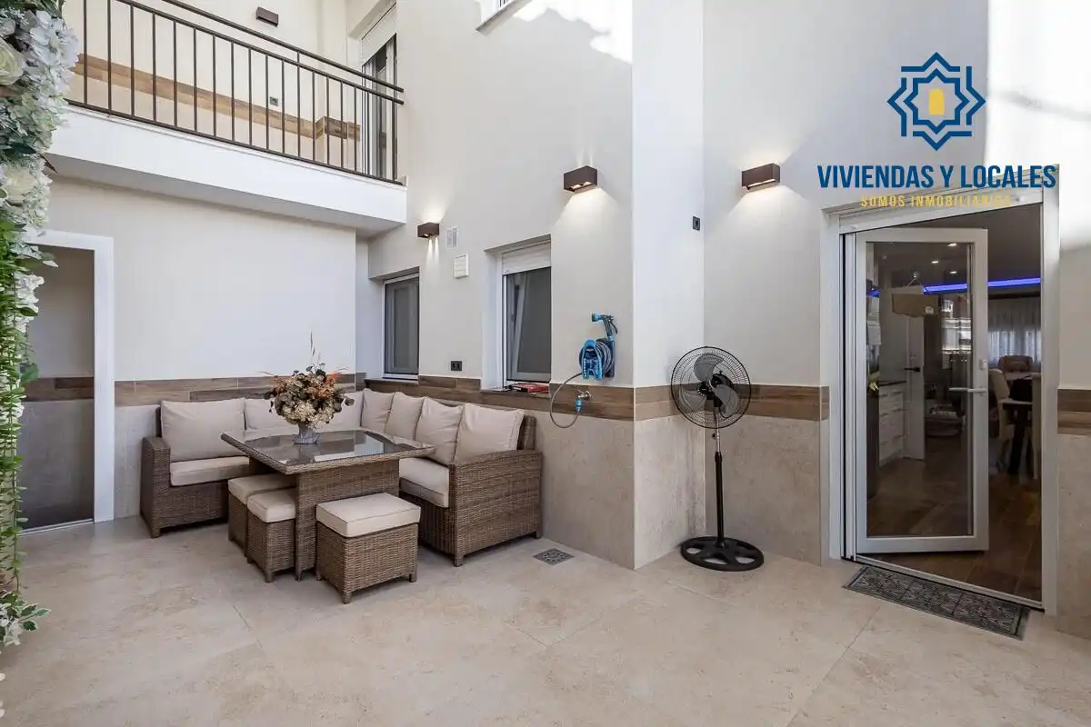 Casa in vendita a Peligros, imagen 2