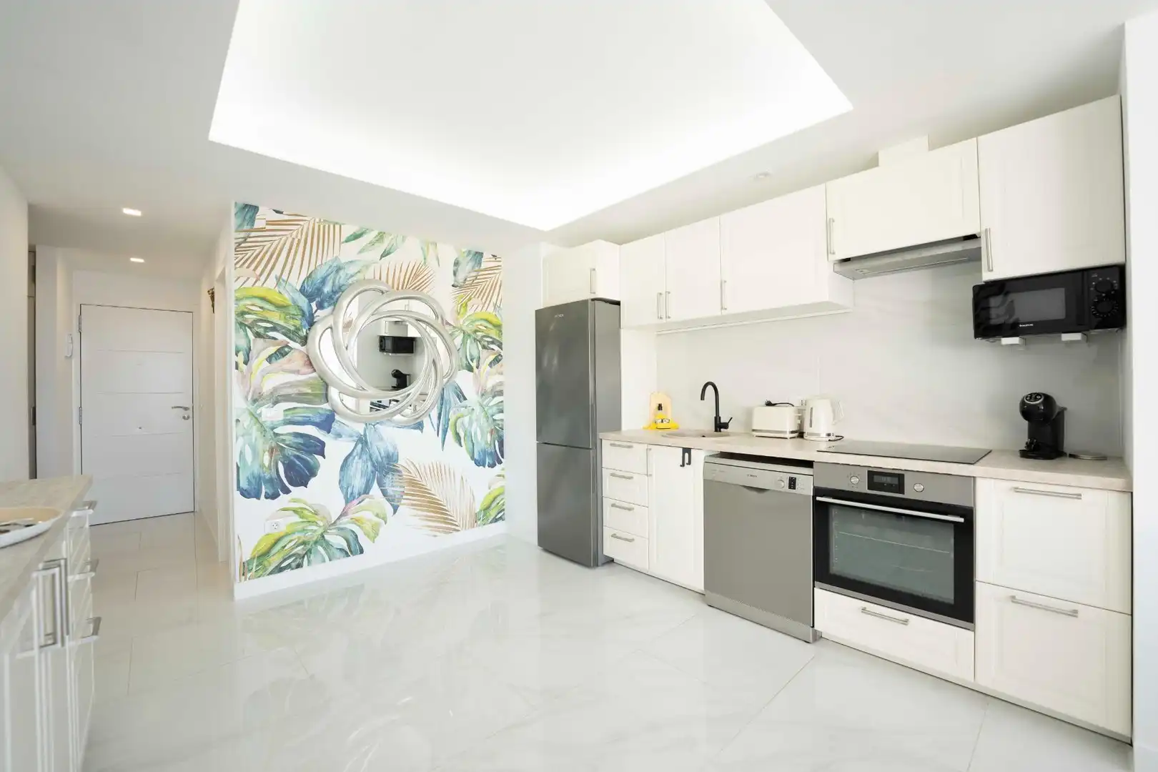 Cuina de Apartament en venda en Adeje amb Aire condicionat, Terrassa i Moblat