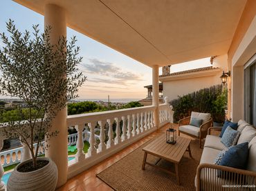 Casa con balcón en venta en Calella