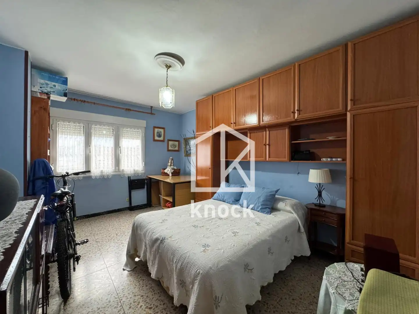 Habitación de Piso en venta en Gijón  con Balcón