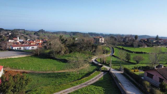 Terreno residencial en Venta en Celorio - Poó - Parres