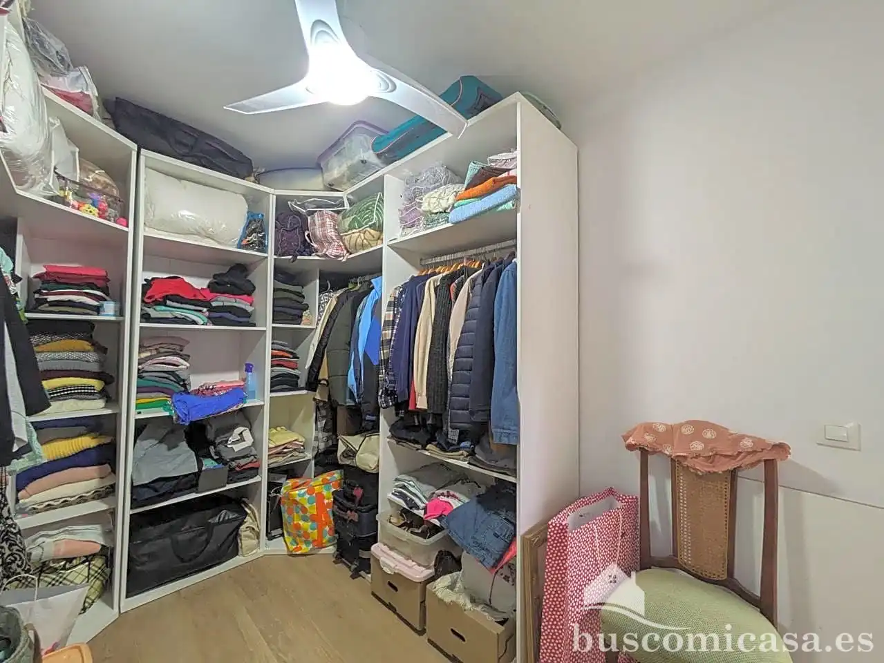 Dormitori de Casa o xalet en venda en Linares amb Aire condicionat, Jardí privat i Traster