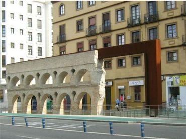 Wohnung mit Aufzug zum Verkauf in Calle Juan Antonio Cavestany 3