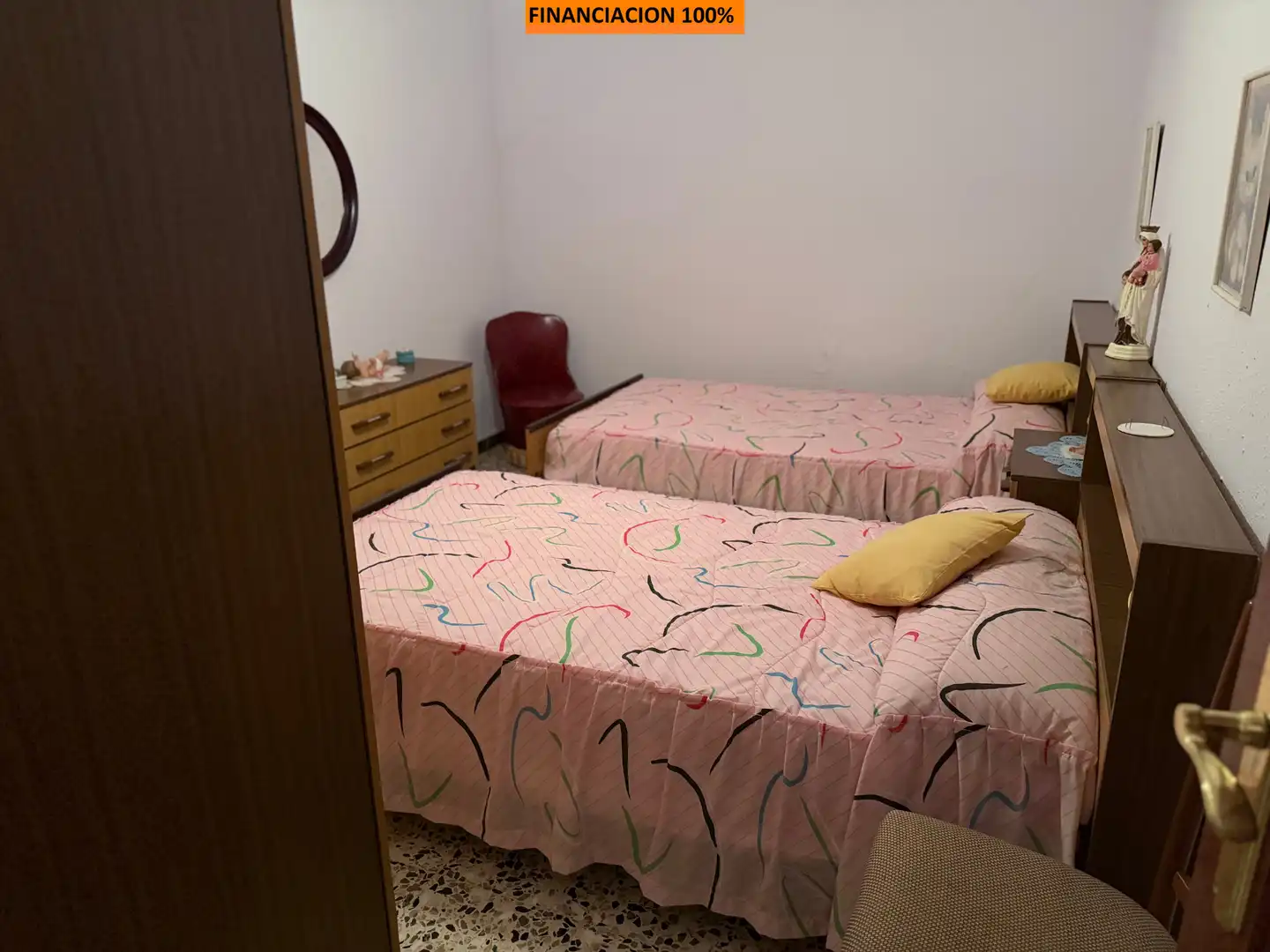 Dormitori de Casa o xalet en venda en Ibdes amb Calefacció, Moblat i Forn