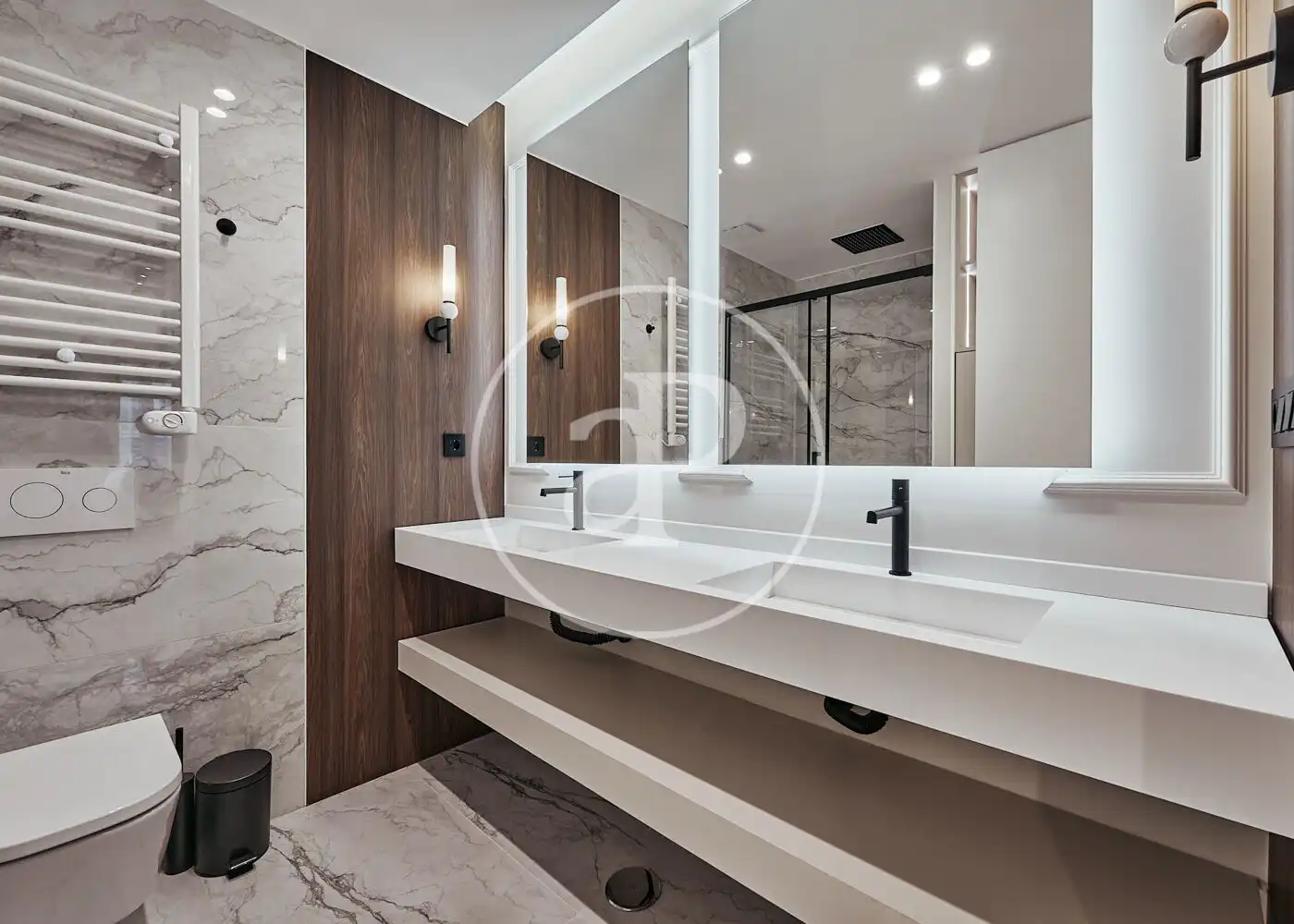 Baño de Piso en venta en Madrid con Aire acondicionado, Calefacción y Terraza