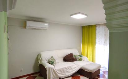 Living room of Flat for sale in Lora del Río  with Air Conditioner and Terrace