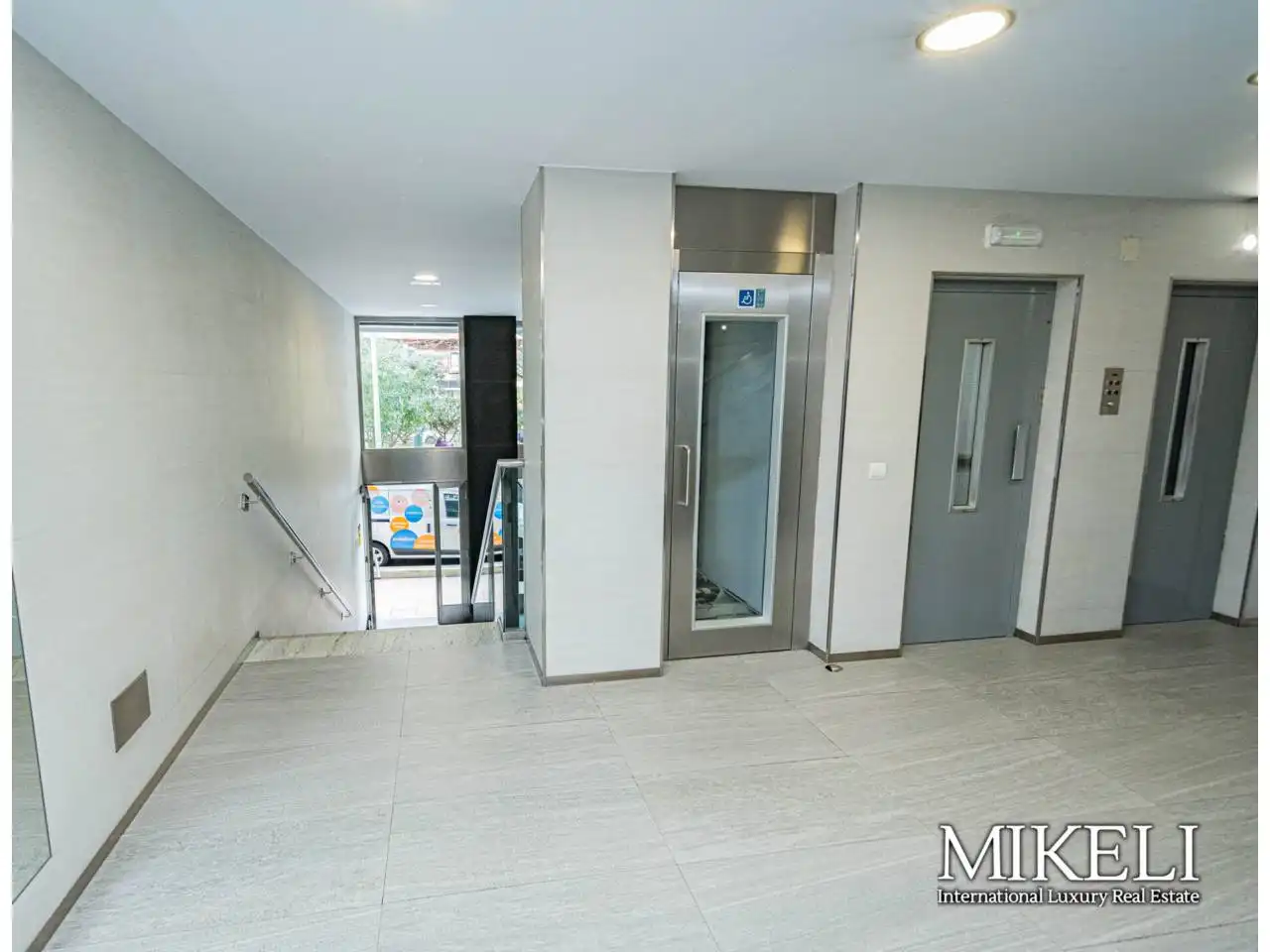 Piso en venta en Calle Vargas, Cuatro Caminos