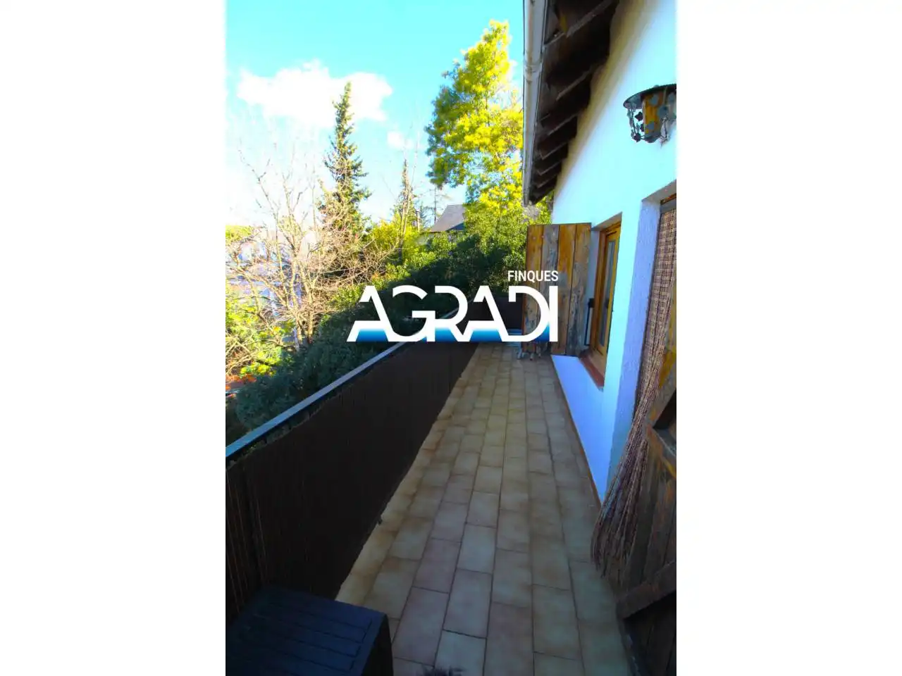 Houses for sale in Vallgorguina