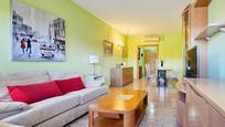 Living room of Flat for sale in Cornellà de Llobregat  with Heating, Private garden and Community pool