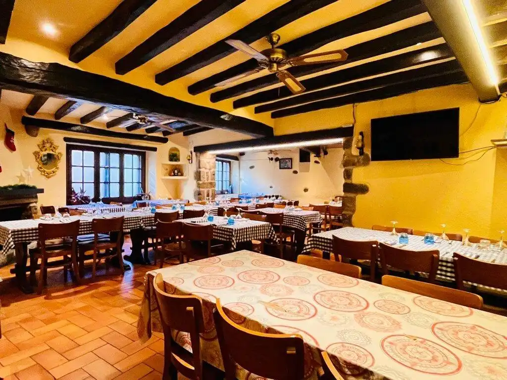 Casa adosada en venda en Maçanet de Cabrenys amb Aire condicionat, Calefacció i Terrassa