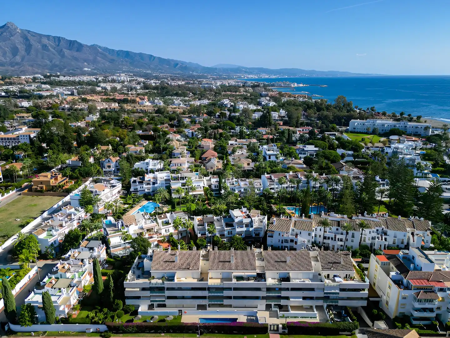 Exterior view of Apartments for sale in Marbella  with Air Conditioner, Heating and Private garden