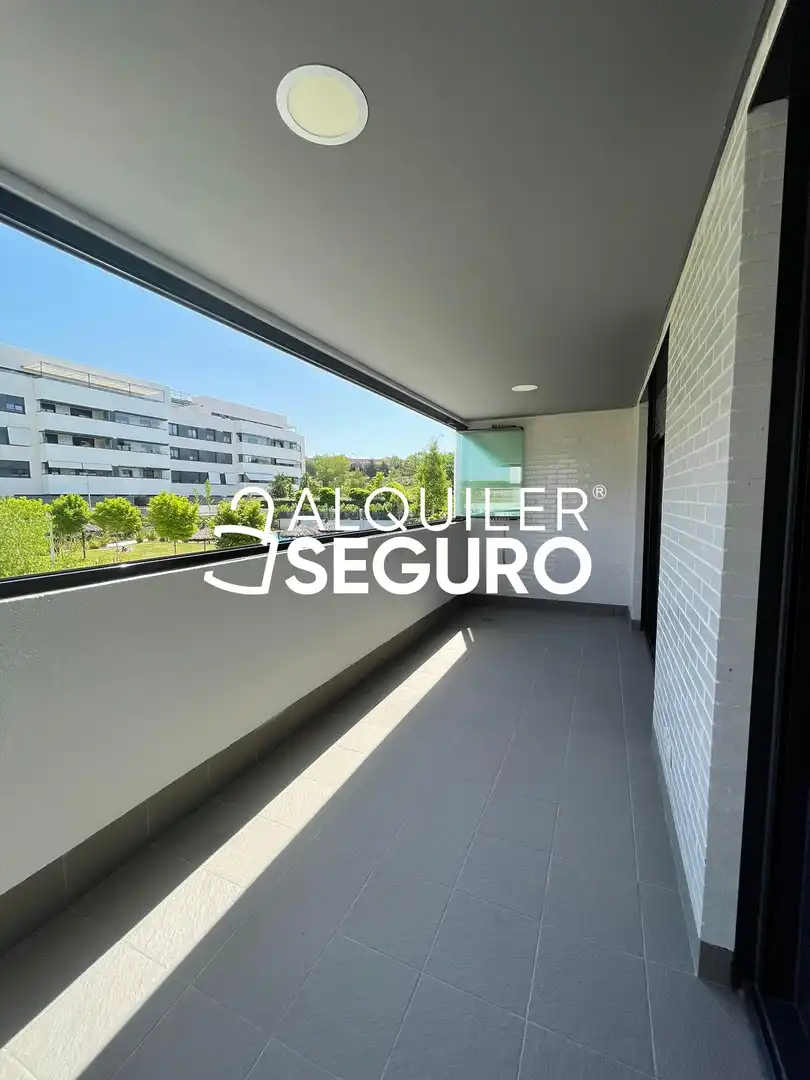 Flat for rent in Maria de Maeztu, Arroyo del Fresno