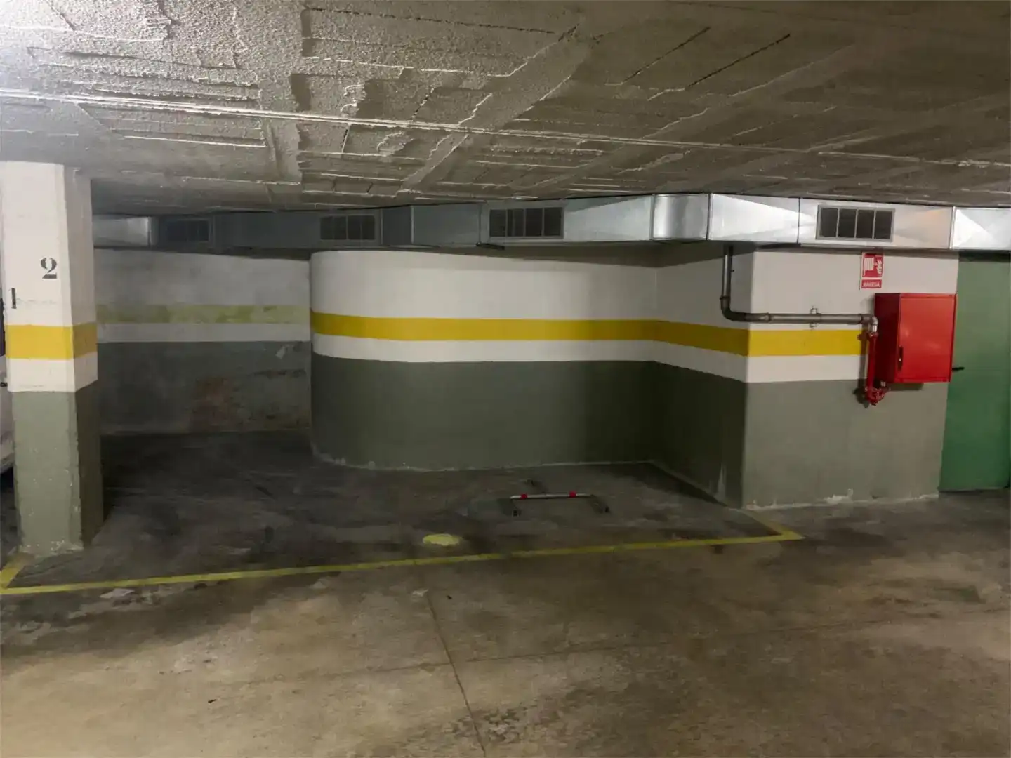 Garage zur Miete in Vallirana, Barcelona