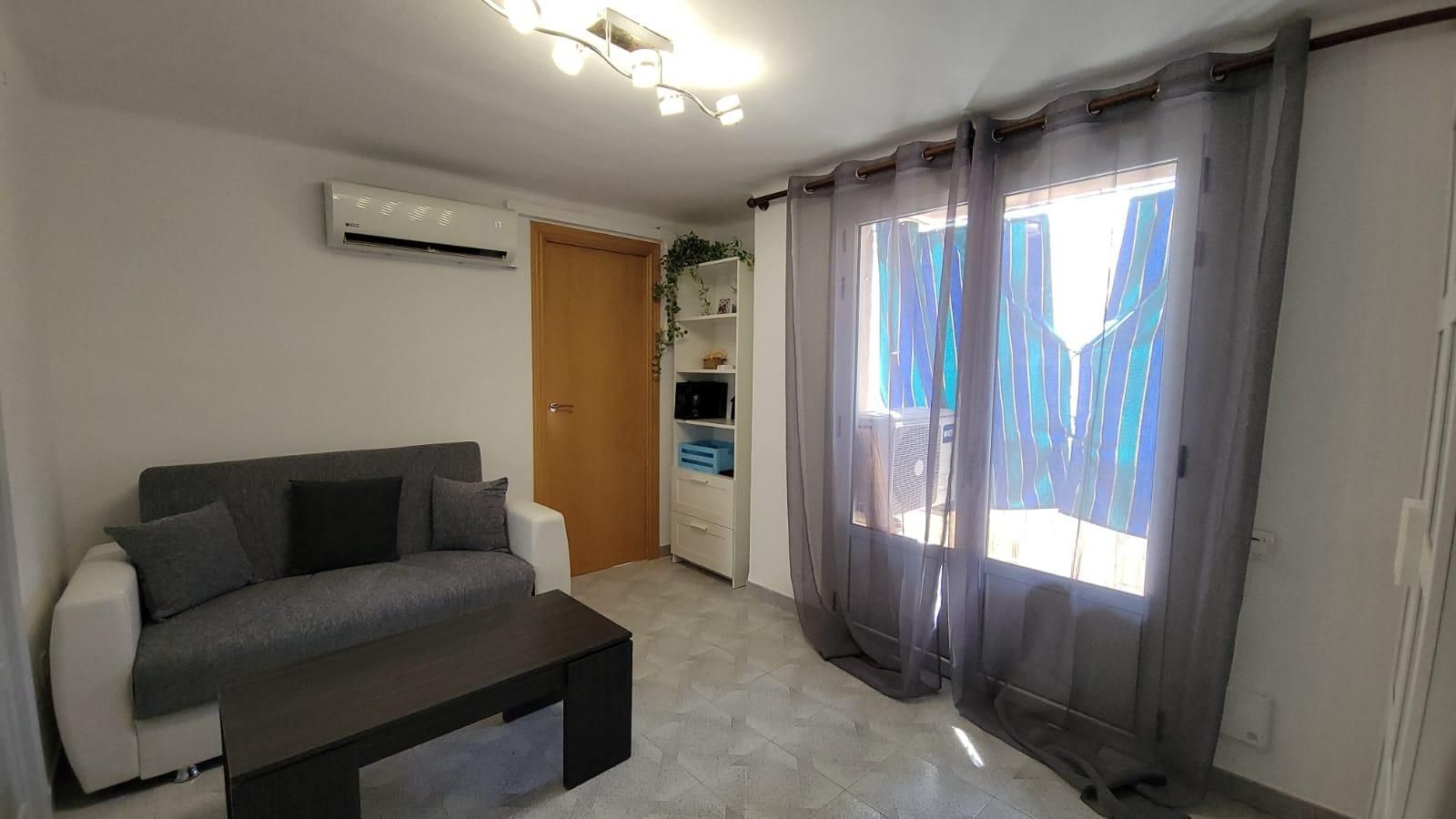 Bedroom of Flat for sale in L'Hospitalet de Llobregat  with Air Conditioner, Balcony and Alarm