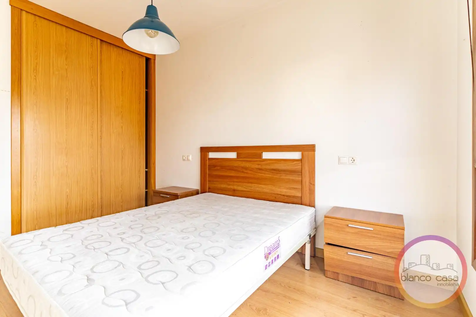 Habitación de Piso en venta en Carballo con Calefacción, Amueblado y Balcón