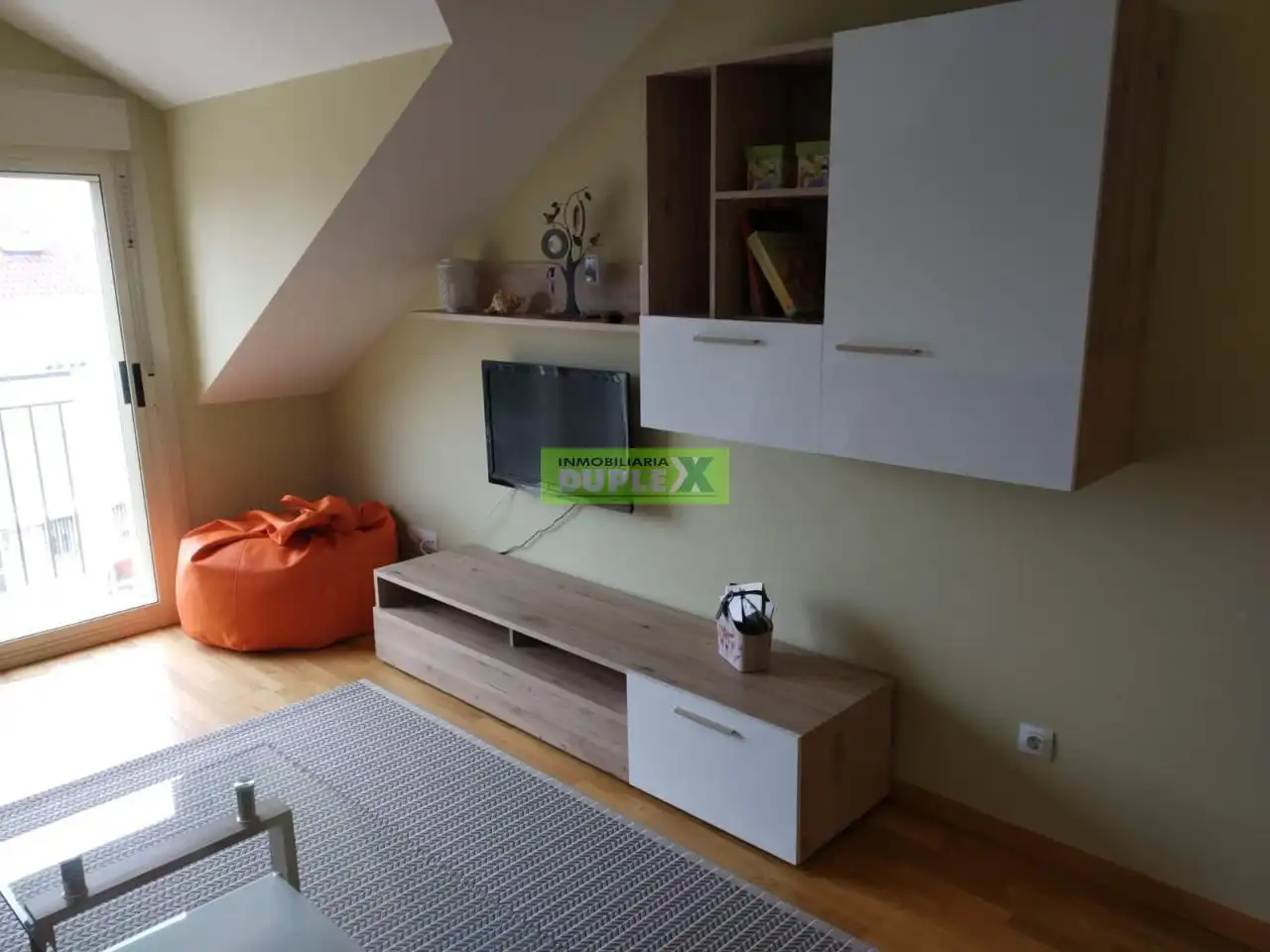 Living room of Attic for rent in Poio  with Heating, Swimming Pool and Furnished