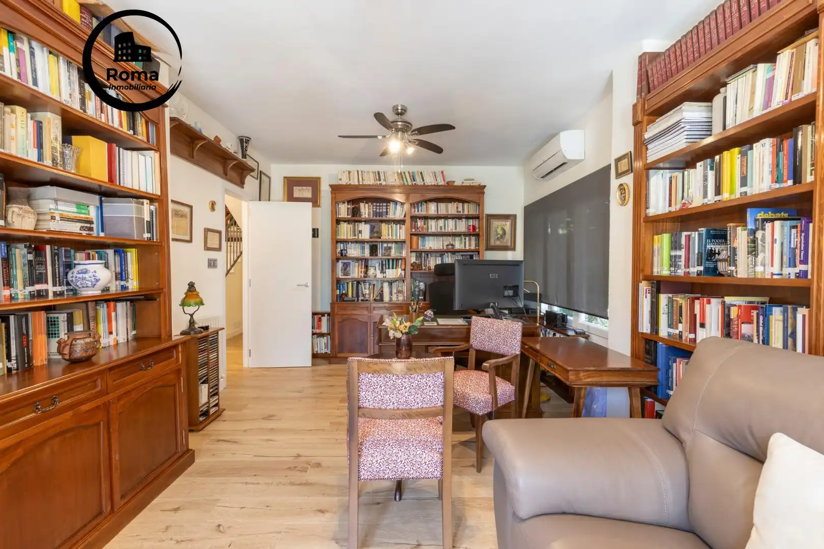 Sala de estar de Casa o chalet en venta en Albolote con Aire acondicionado, Calefacción y Jardín privado