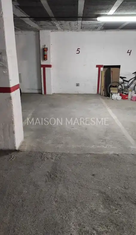 Einzelparkplatz zum Verkauf in Canet de Mar