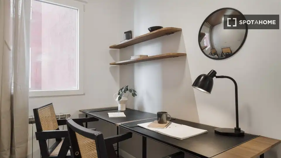 Apartament per a compartir en Madrid amb Aire condicionat, Terrassa i Moblat